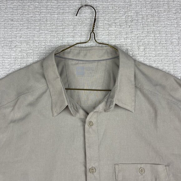 Mountain Equipment Co-op MEC Ultralight Hiking Button Tech Shirt Men's L Beige - Picture 2 of 16